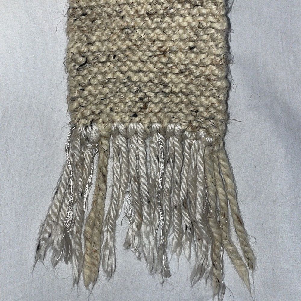 Knit scarf  - Picture 5 of 8